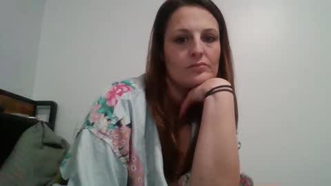 Misti online show from May 6, 7:35 am