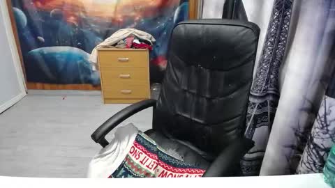 Lana online show from October 1, 8:59 pm