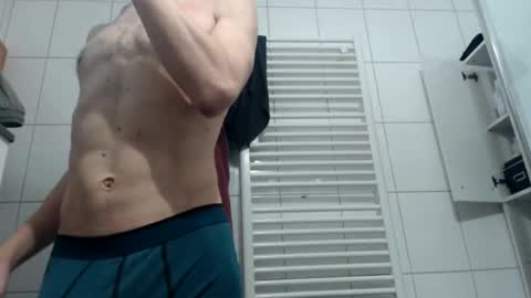 xxxpolycam online show from January 18, 1:04 pm