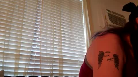 XXXQueenMandyDickenz online show from January 4, 10:13 pm