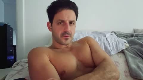 Snapshot of xxxtonymxxx chatting on October 27, 8:13 pm TonyDoesMiami online show from October 27, 8:13 pm