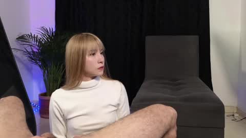 July and Fer online show from December 29, 11:07 am