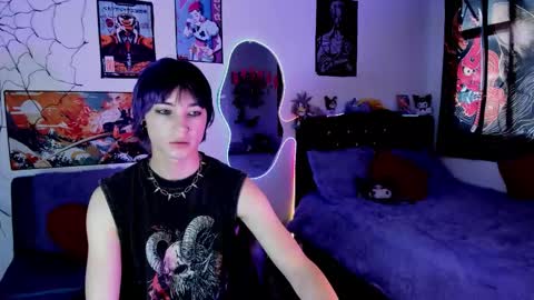 Snapshot of xzerox_ chatting on March 4, 5:30 pm xzerox_ online show from March 4, 5:30 pm