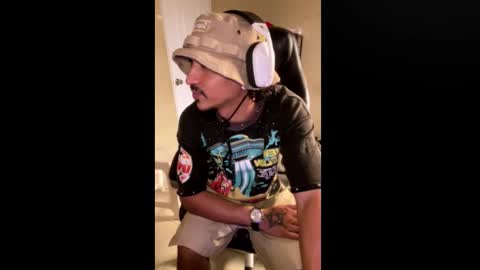 Y0ungman online show from October 16, 8:32 pm