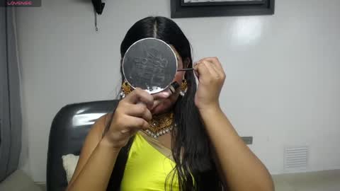 Snapshot of yaazhini457034 chatting on April 1, 12:06 pm yazhini online show from April 1, 12:06 pm