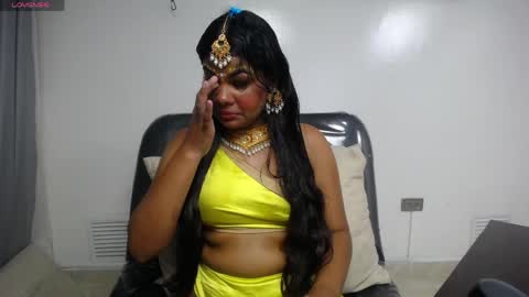 Snapshot of yaazhini457034 chatting on April 1, 1:41 pm yazhini online show from April 1, 1:41 pm