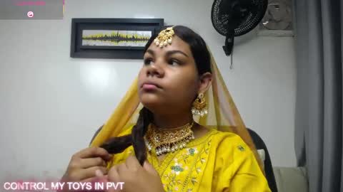 Snapshot of yaazhini457034 chatting on April 10, 11:59 am yazhini online show from April 10, 11:59 am