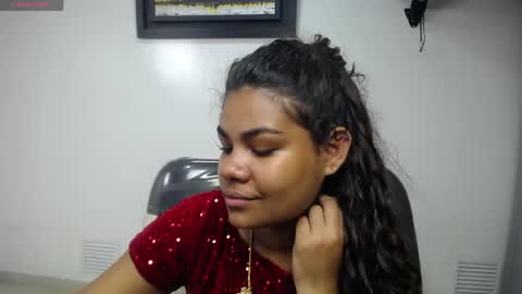 Snapshot of yaazhini457034 chatting on April 14, 11:38 am yazhini online show from April 14, 11:38 am