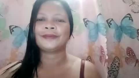 yadly143 online show from June 2, 2:13 am