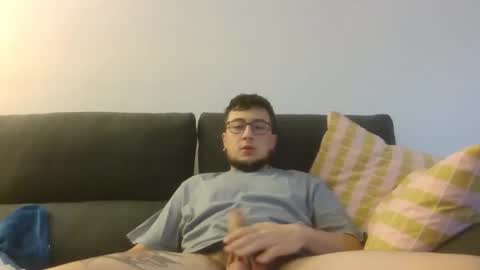 Snapshot of yakajoe97 chatting on November 14, 3:55 pm yakajoe97 online show from November 14, 3:55 pm