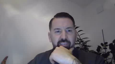 yakijoe online show from February 7, 11:19 pm