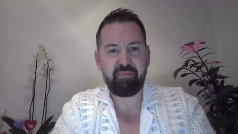 yakijoe online show from April 7, 10:31 pm