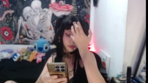 Snapshot of yami_star chatting on April 9, 2:44 am yami online show from April 9, 2:44 am