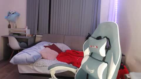 Yami online show from March 10, 10:26 pm