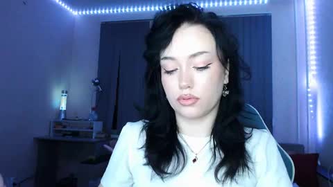 Yami online show from April 13, 6:46 pm