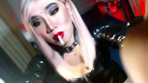 REYAN online show from October 27, 1:31 am