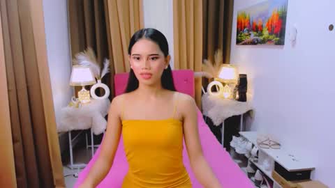 Yanna online show from October 1, 8:59 pm