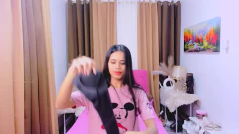 Yanna online show from October 3, 1:57 am