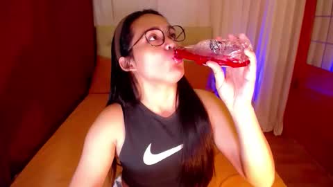 Allisonn online show from September 22, 4:42 pm