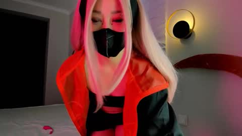 Yana online show from November 27, 8:11 pm