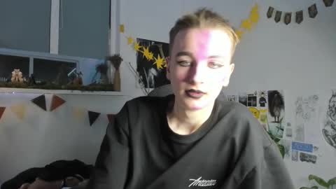 yaposha online show from December 15, 11:31 pm