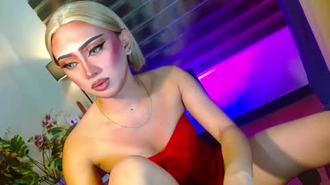 miss yasii online show from March 19, 1:48 pm