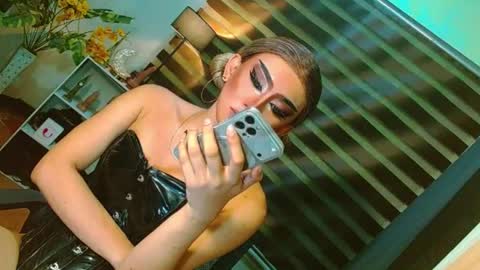 miss yasii online show from July 2, 12:44 pm