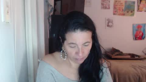 Snapshot of yasmin_love85 chatting on November 13, 2:49 pm yasmin_love85 online show from November 13, 2:49 pm