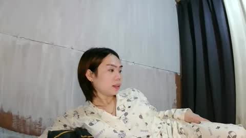 Snapshot of yasminsmith12 chatting on December 15, 11:42 pm yasminsmith12 online show from December 15, 11:42 pm