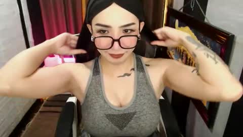 yassiered online show from February 8, 10:18 am