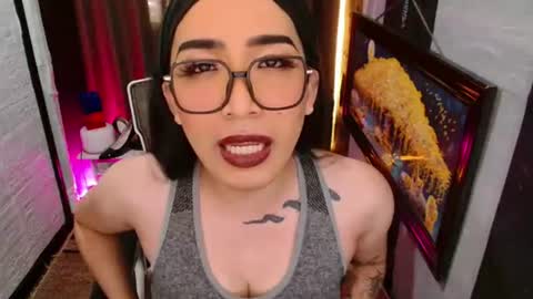 yassiered online show from July 21, 1:41 am