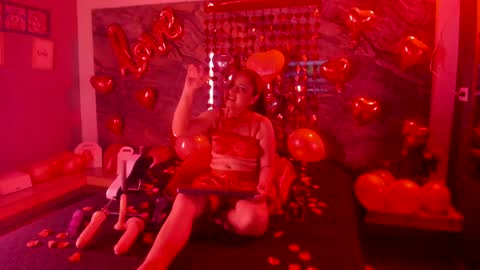 Snapshot of yaya____ chatting on February 15, 4:58 am yaya____ online show from February 15, 4:58 am