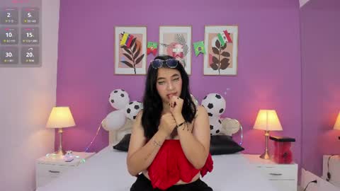 Yaya  online show from July 1, 12:07 pm