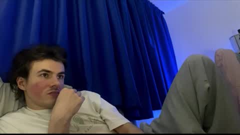 Snapshot of yayay333 chatting on December 22, 4:26 pm yayay333 online show from December 22, 4:26 pm