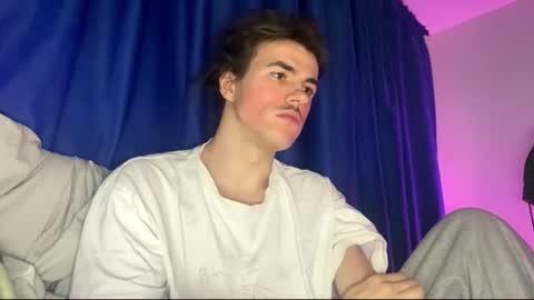 Snapshot of yayay333 chatting on February 5, 11:31 pm yayay333 online show from February 5, 11:31 pm