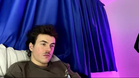 Snapshot of yayay333 chatting on February 26, 7:13 pm yayay333 online show from February 26, 7:13 pm