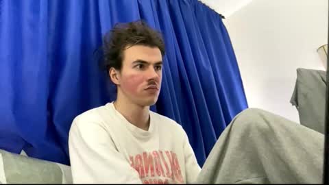 Snapshot of yayay333 chatting on February 28, 9:49 pm yayay333 online show from February 28, 9:49 pm