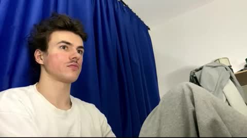 yayay333 online show from March 5, 10:17 pm