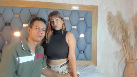 yayi derek  online show from October 13, 11:32 am