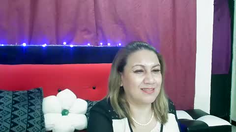 yayita online show from January 6, 7:45 pm