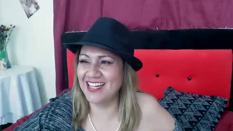 yayita online show from January 15, 7:01 pm