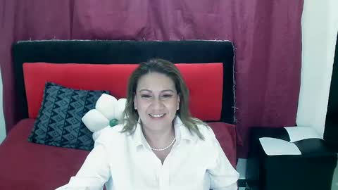 yayita online show from January 16, 1:04 pm