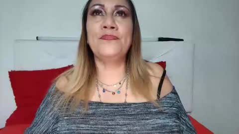 yayita online show from October 4, 1:42 pm