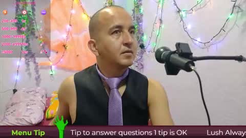 Snapshot of yazfore chatting on October 12, 2:16 pm Hazzan online show from October 12, 2:16 pm