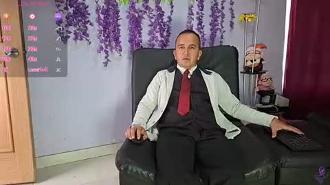 Snapshot of yazfore chatting on July 13, 2:20 pm Hazzan online show from July 13, 2:20 pm