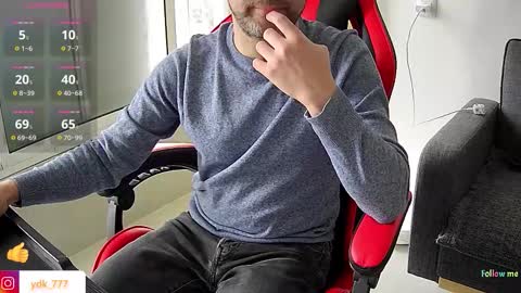 Maxi online show from December 5, 11:41 am