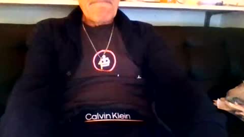 yeah_baby6988 online show from March 6, 3:47 am