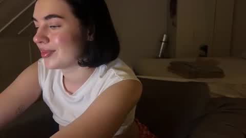 Snapshot of yeahrina chatting on October 2, 8:49 pm rina online show from October 2, 8:49 pm