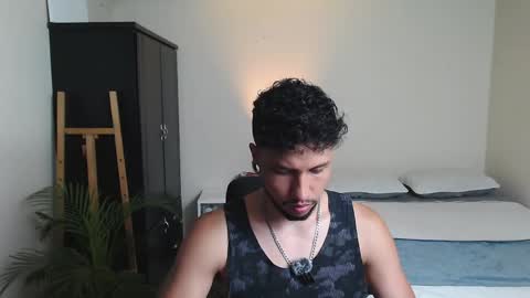 yeff online show from April 12, 1:10 am