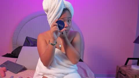 yeika_foxy online show from June 5, 11:38 am